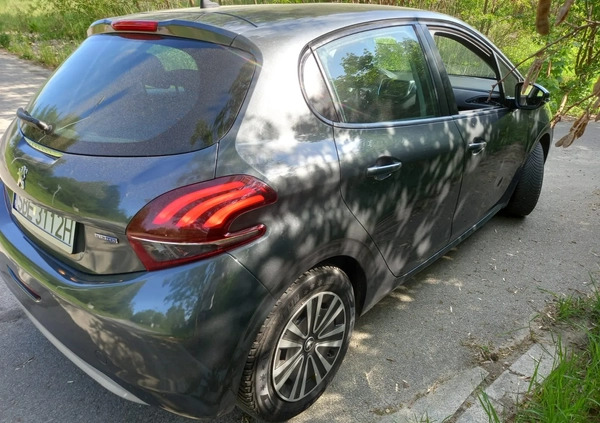 Peugeot 208 cena 26999 przebieg: 118000, rok produkcji 2015 z Serock małe 172